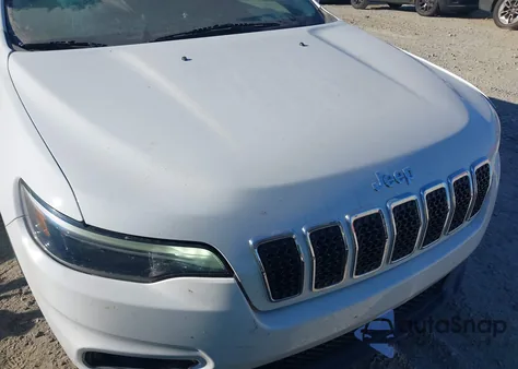 2021 Jeep Cherokee Latitude Plus Fwd z USA, uszkodzony, nr VIN 1C4PJLLB2MD187184